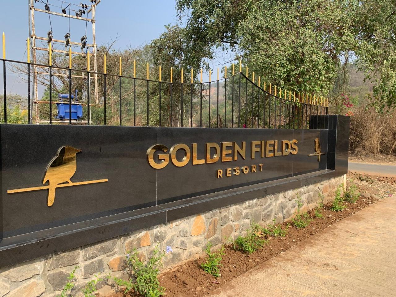 Golden Fields Resort Paud ภายนอก รูปภาพ